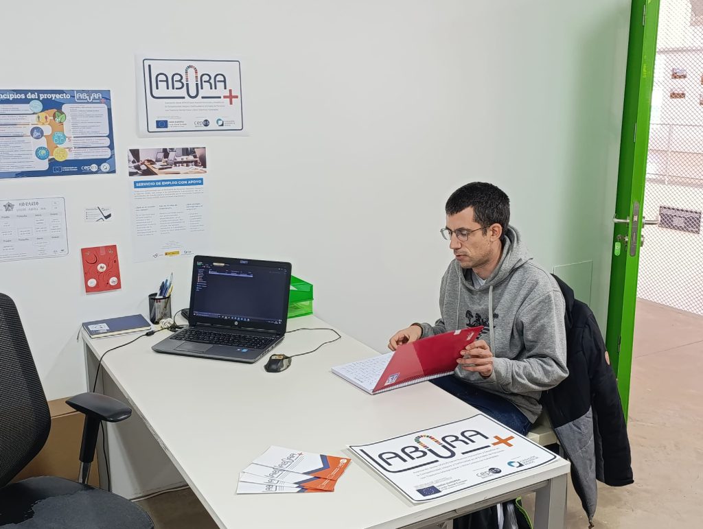 Programa Labora+ sube tu autoestima